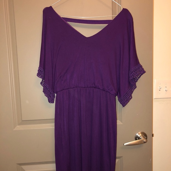 Dress - Picture 1 of 6